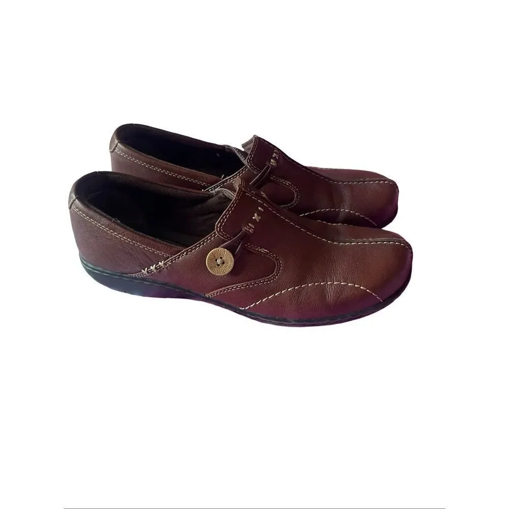 Clarks womens brown